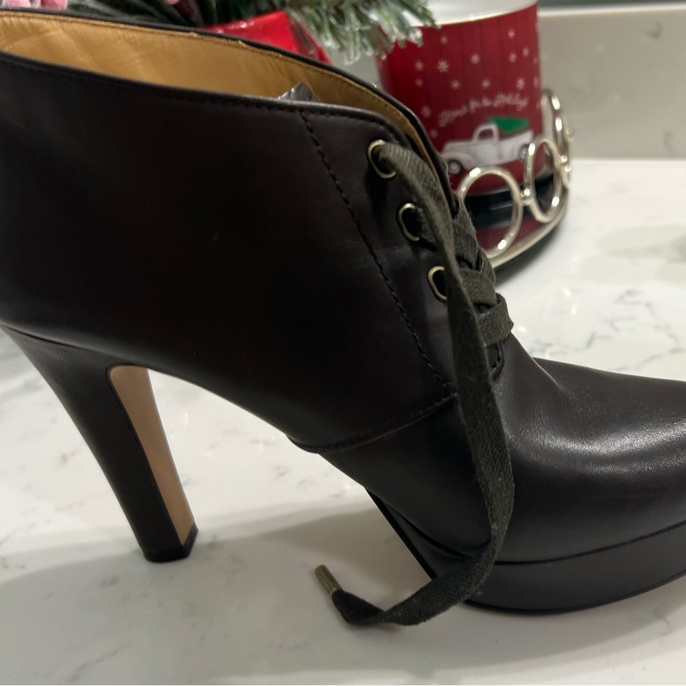 Brown women ankle booties